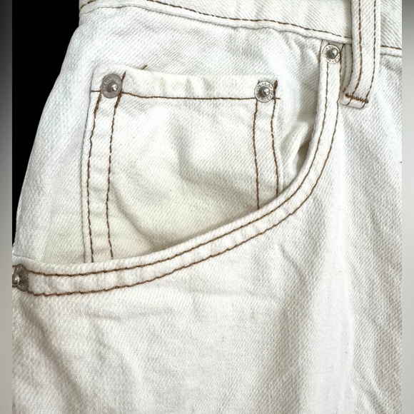 Pacific Sunwear Pac Sun Off White Dad Jeans - Picture 3 of 16